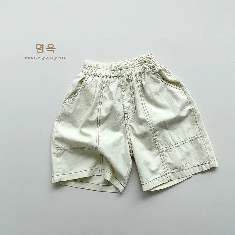 キッズ用生成りハーフパンツ、配色ステッチ入りワイドシルエット(ウエストゴム)
