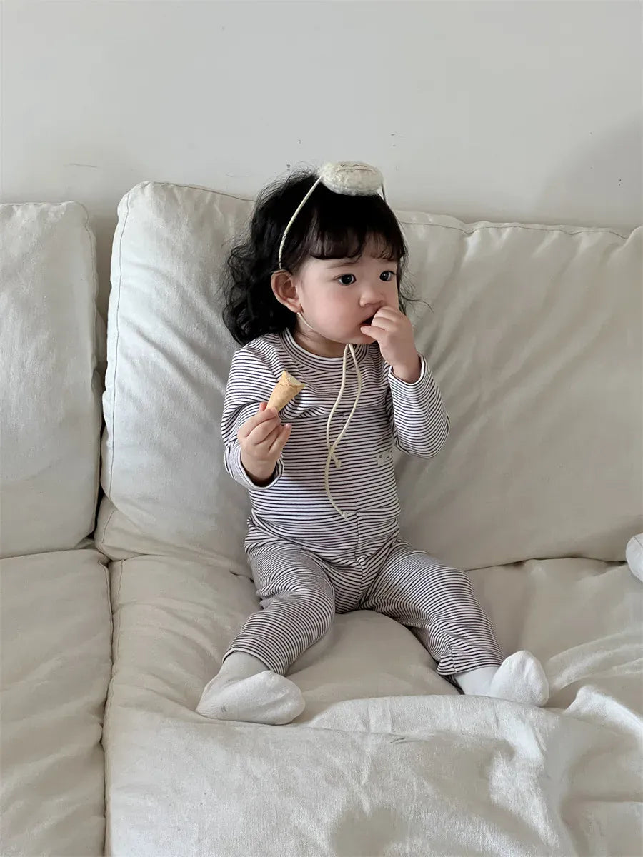 長袖パジャマ ベビーセットアップ 2点セット 長袖パジャマセット 天使の羽根ボーダー長袖Tシャツ+ハイウェストロングパンツ【mh0008425】