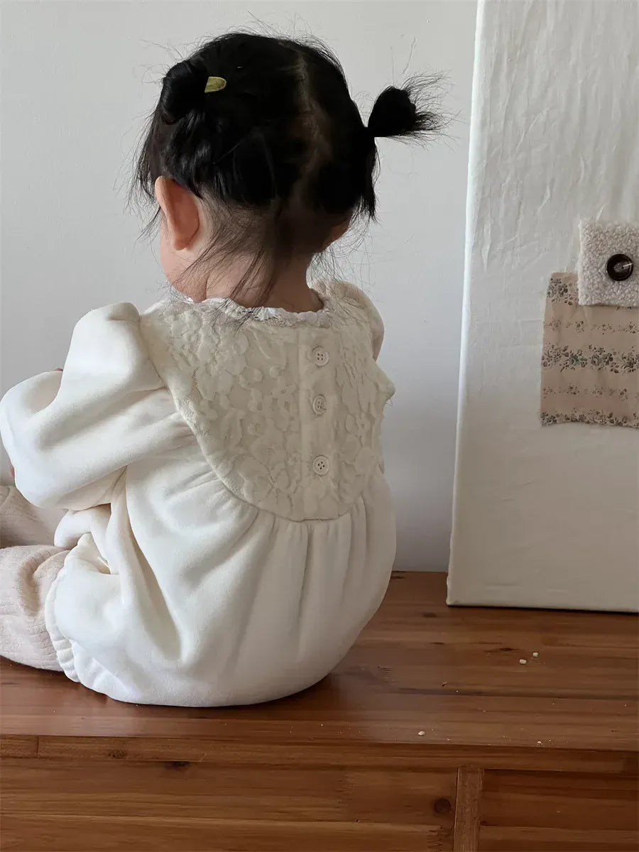 長袖ロンパース ベビーロンパース 刺繍レースフリース厚手長袖ボディスーツ【mh0008418】