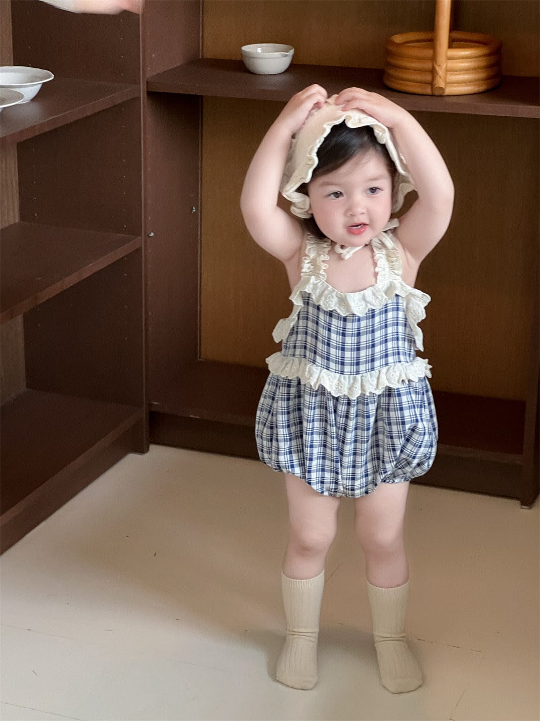 ノースリーブロンパース チェック/ストライプフリルキャミソールバルーンロンパース【mh0009895】