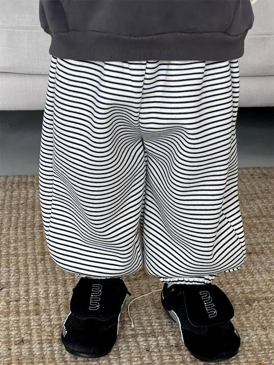 トレーナー・フーディ striped pants / 9M 73CM ベビートップス ナンバーロゴプリント裏フリースフーディ長袖スウェットパーカー【mh0007975】