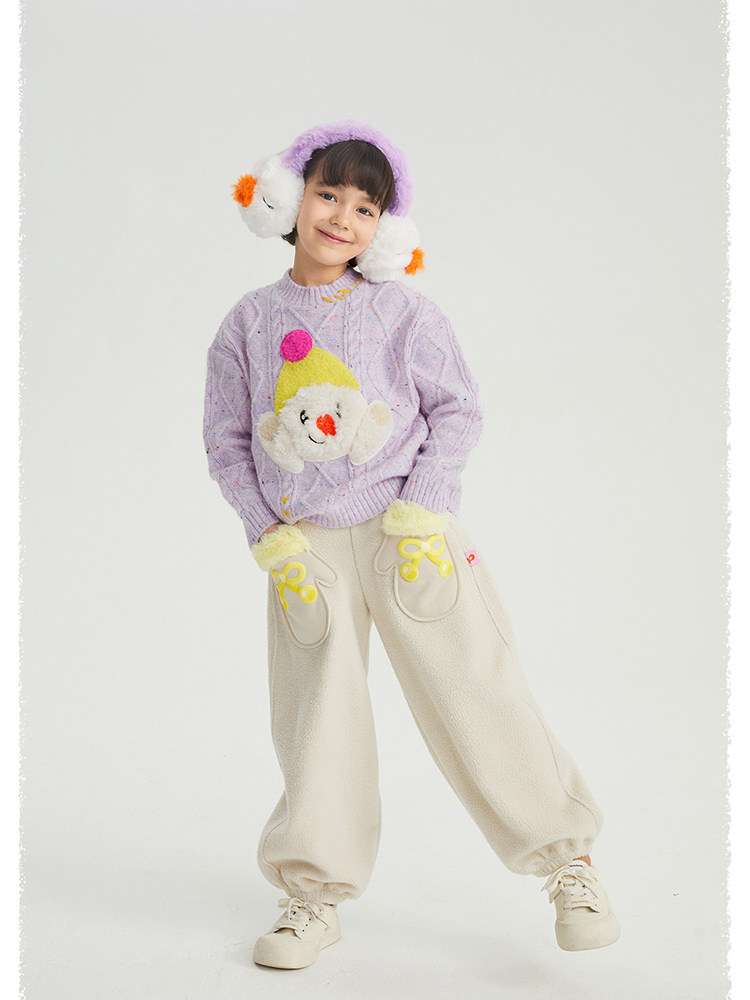 キッズ用ジョガーパンツ、ボア付き手袋風モチーフポケット(白系)