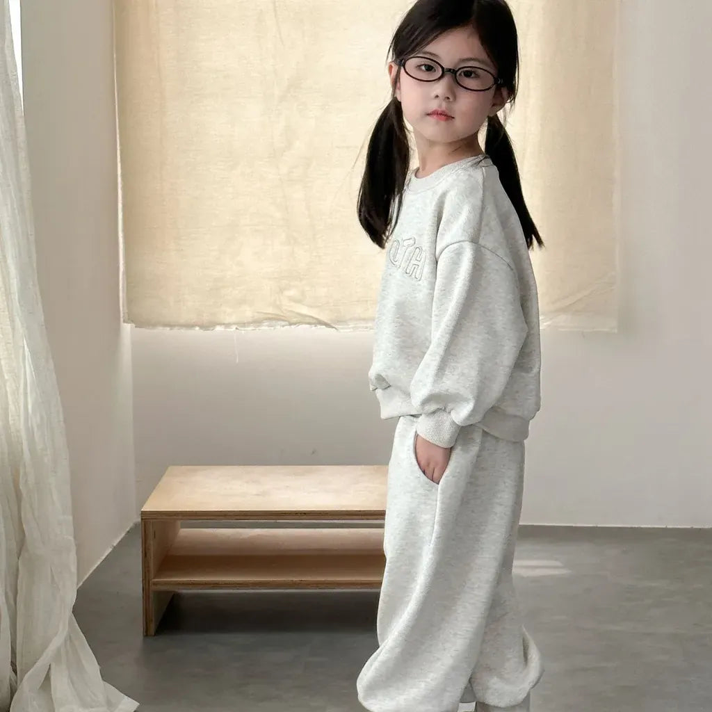 グレー系ロゴ刺繍スウェット上下2点セット(トレーナー・パンツ)