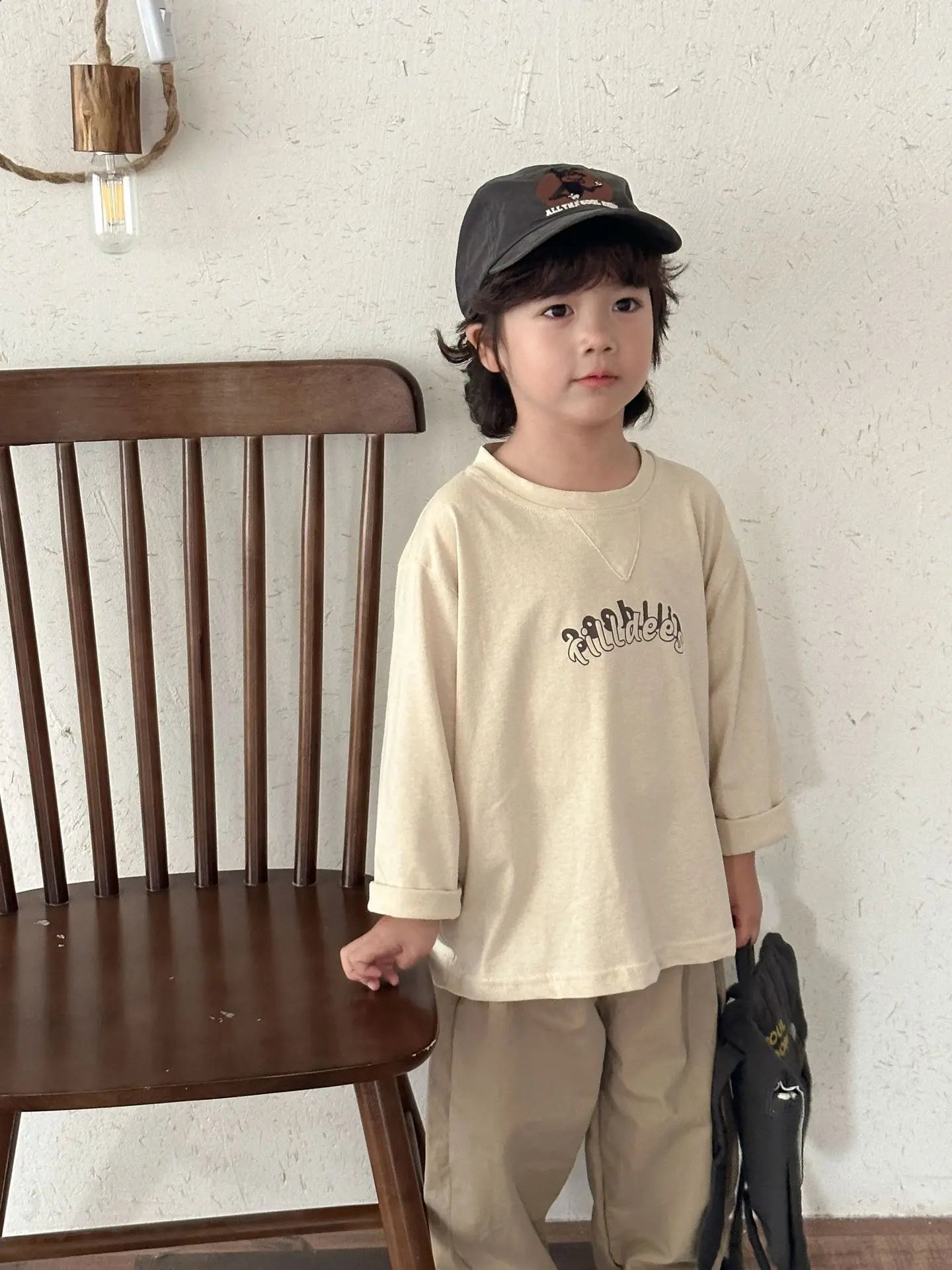 長袖Tシャツ Beige / 80cm 12M キッズトップス グラフィティロゴプリント長袖Tシャツ【mh0008783】