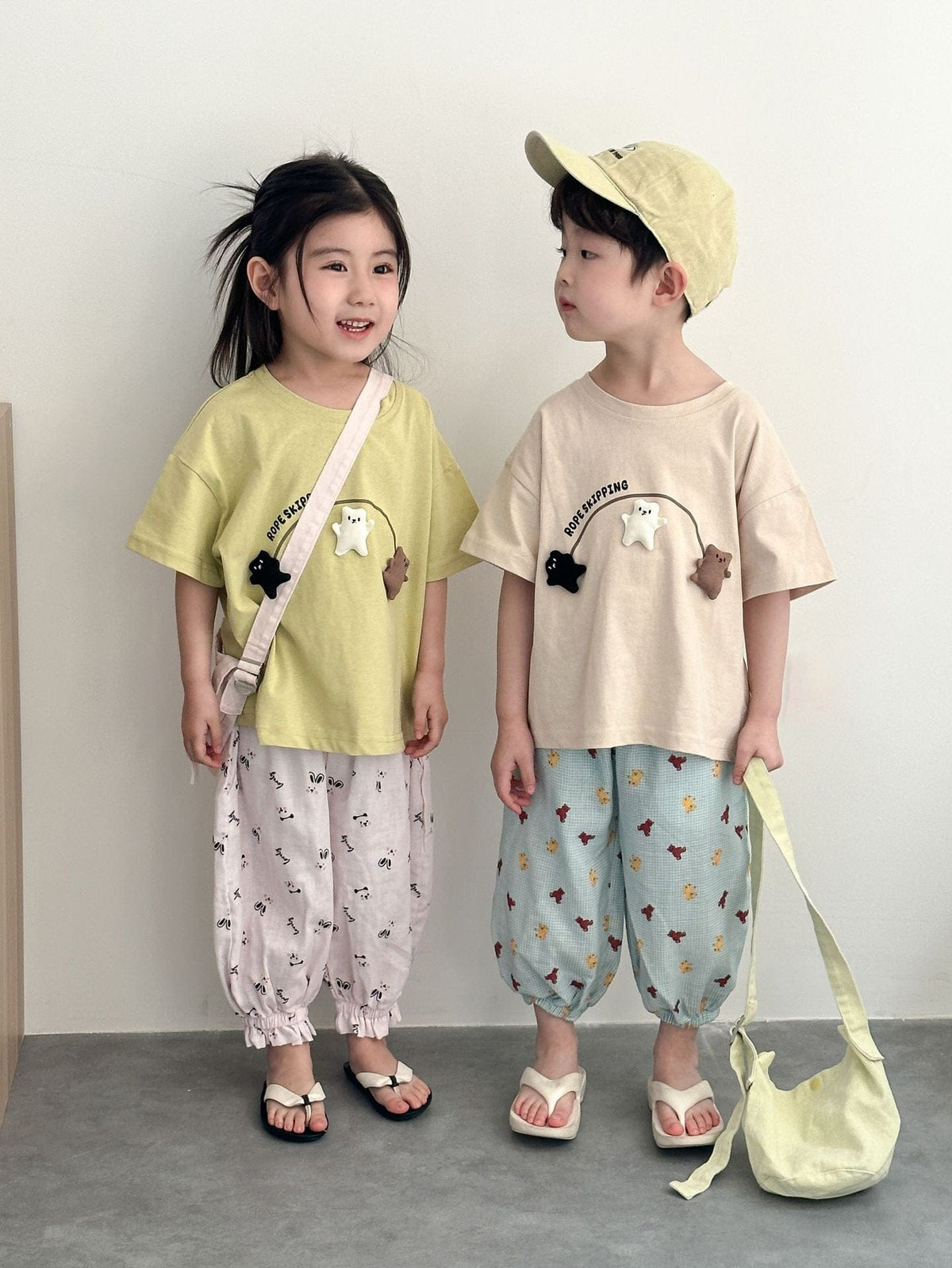 くまアップリケの半袖Tシャツ2枚(イエローグリーン/ベージュ)