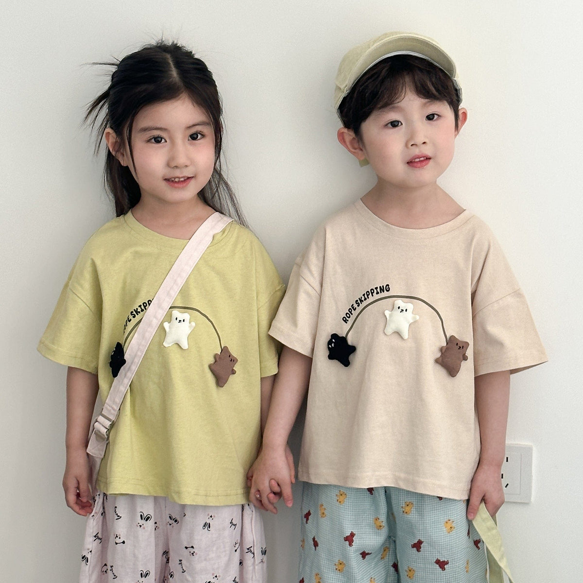 くまアップリケの半袖Tシャツ2枚セット(イエローグリーン/ベージュ)