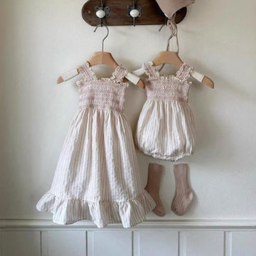 Smocked Ruffle Hem Dress ノースリーブワンピース【mh0013208】 BBAMMA ノースリーブワンピース