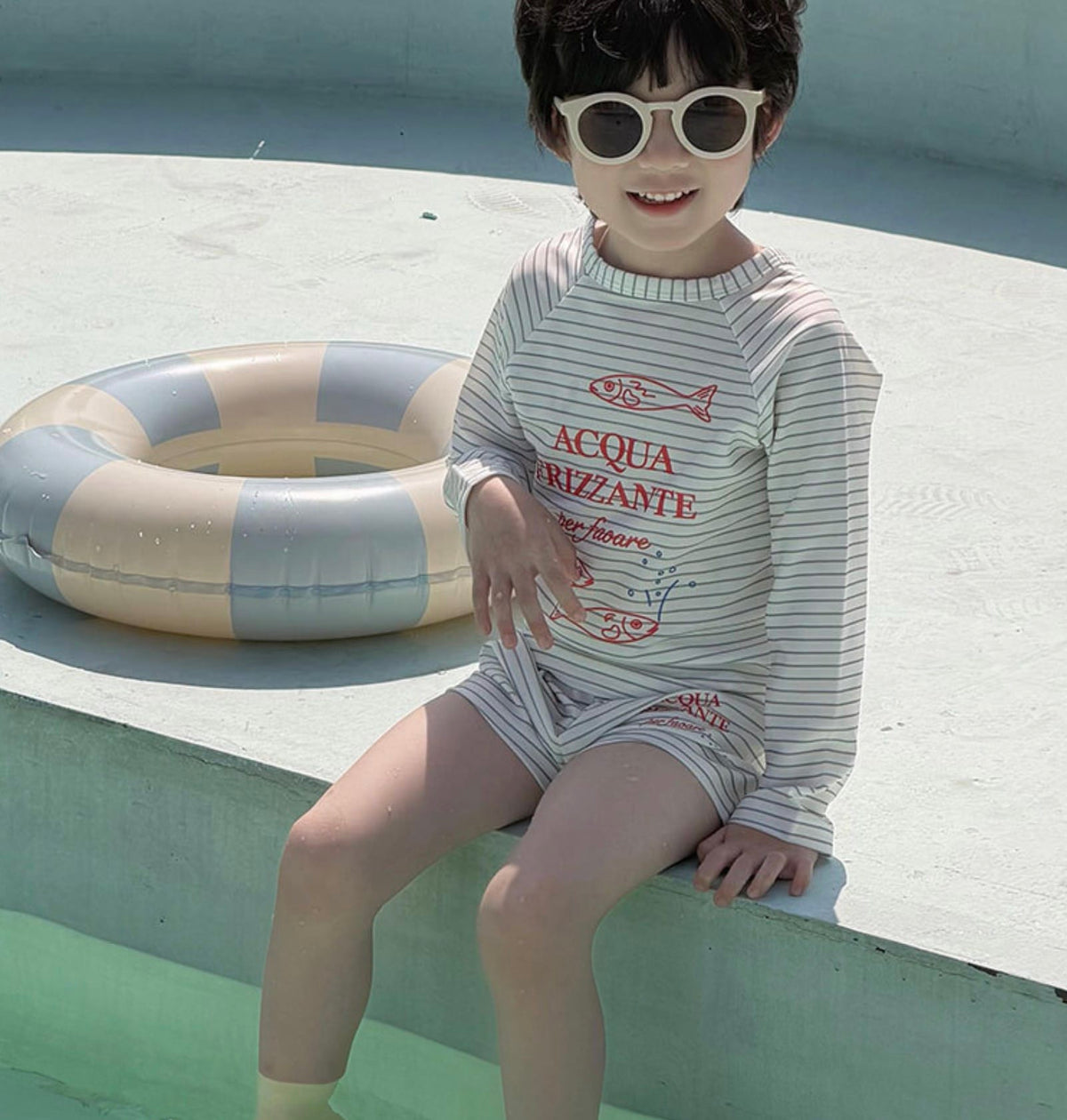Striped Surfing Swimsuit 長袖ラッシュガード ショートパンツ 水着セット【mh0013324】 mamahalo kids ベビー用水着