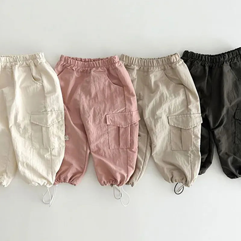 キッズ用ルーズカーゴパンツ4色セット(ポケット、ゴムウエスト、裾ひも)
