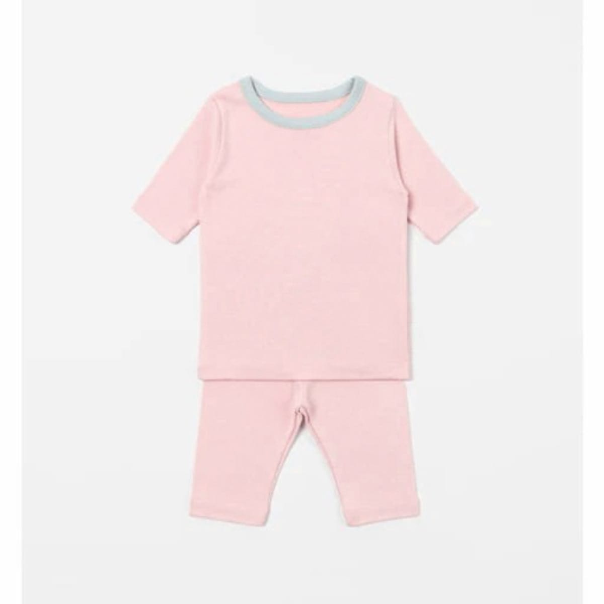 ライトピンクの半袖Tシャツ&ハーフパンツ2点セット、配色リブ