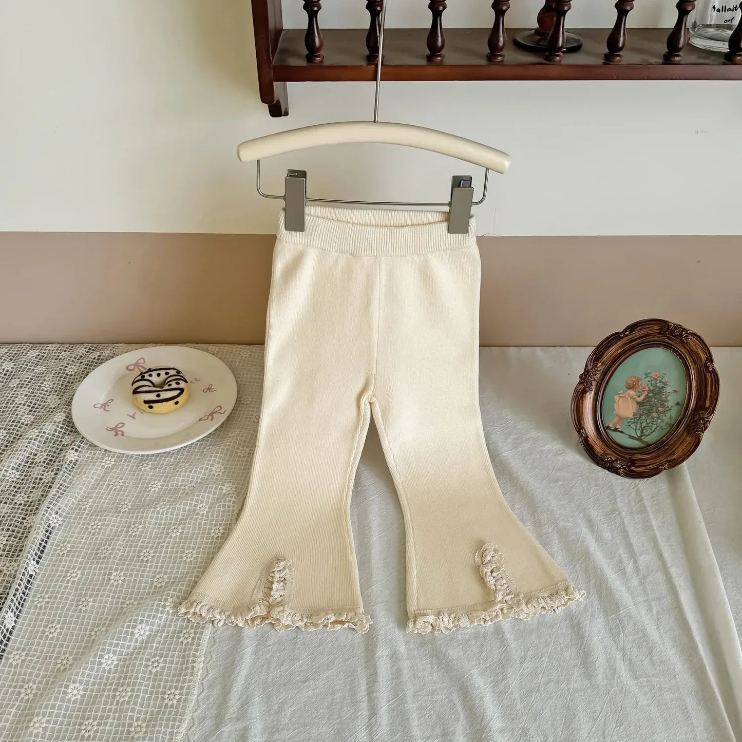 レギンスパンツ Beige / 2T (90) キッズパンツ レースフリルフロントスリットフレアレギンスパンツ 3カラー【mh0006744】