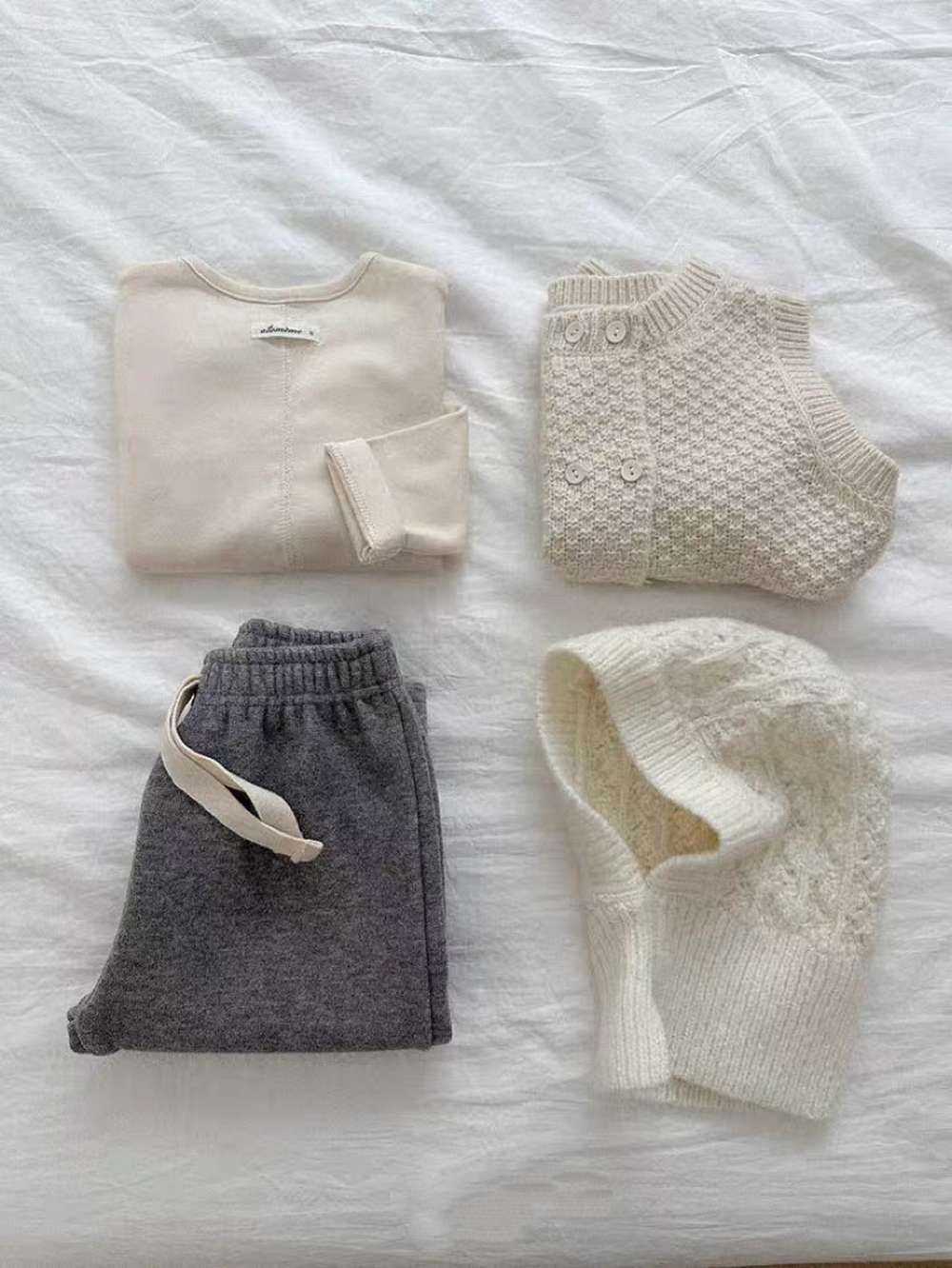 折りたたみの裏起毛ワイドロングパンツ(濃グレー)ウエスト紐付き
