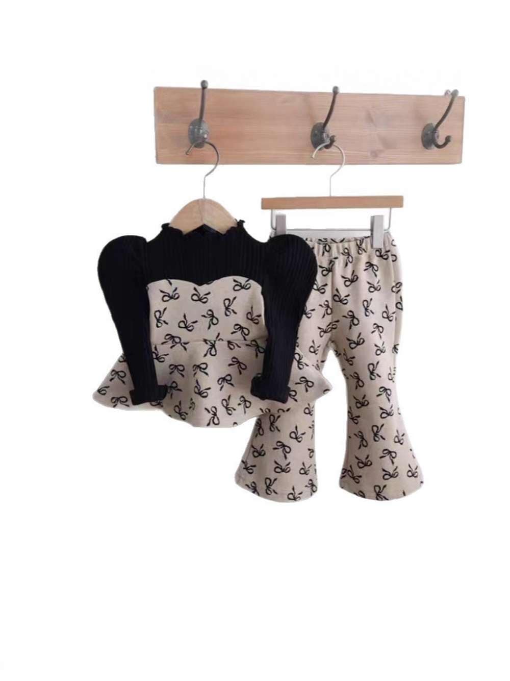 長袖セットアップ リボン柄ペプラムトップス + フレアパンツ | パフ袖セットアップ | リンクコーデ【mh0011489】