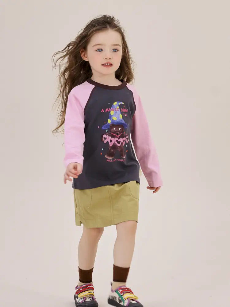 子ども用ラグラン長袖Tシャツ(ピンク×ネイビー)魔法帽の動物イラスト付き