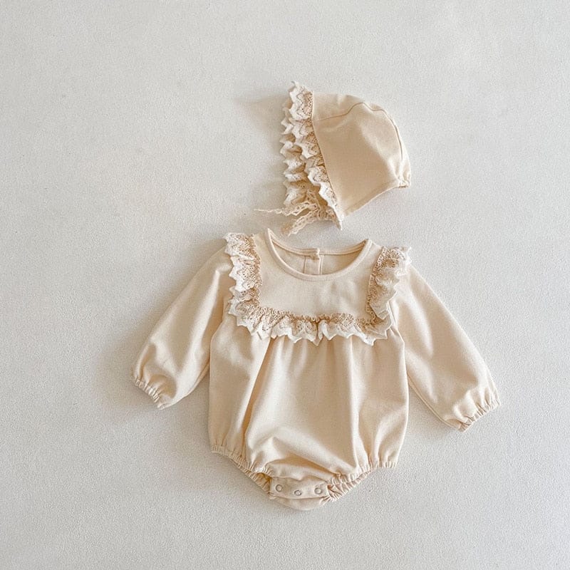 長袖ロンパース Beige / 66cm ベビー レース フリル 長袖 ロンパース ボンネット 帽子 セット【mh0001920】
