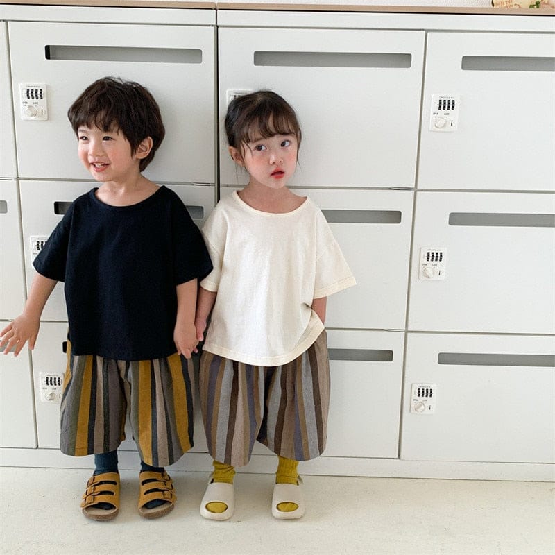 キッズのストライプ柄ワイドクロップドパンツ、ウエストゴム、縦縞ブラウン×ブルー系