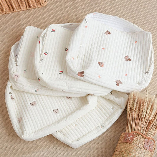 おむつポーチ キルティング 刺繍 おむつポーチ ママバッグ 鞄 くま ベア オリーブ チューリップ チェリー りす【mh0001464】