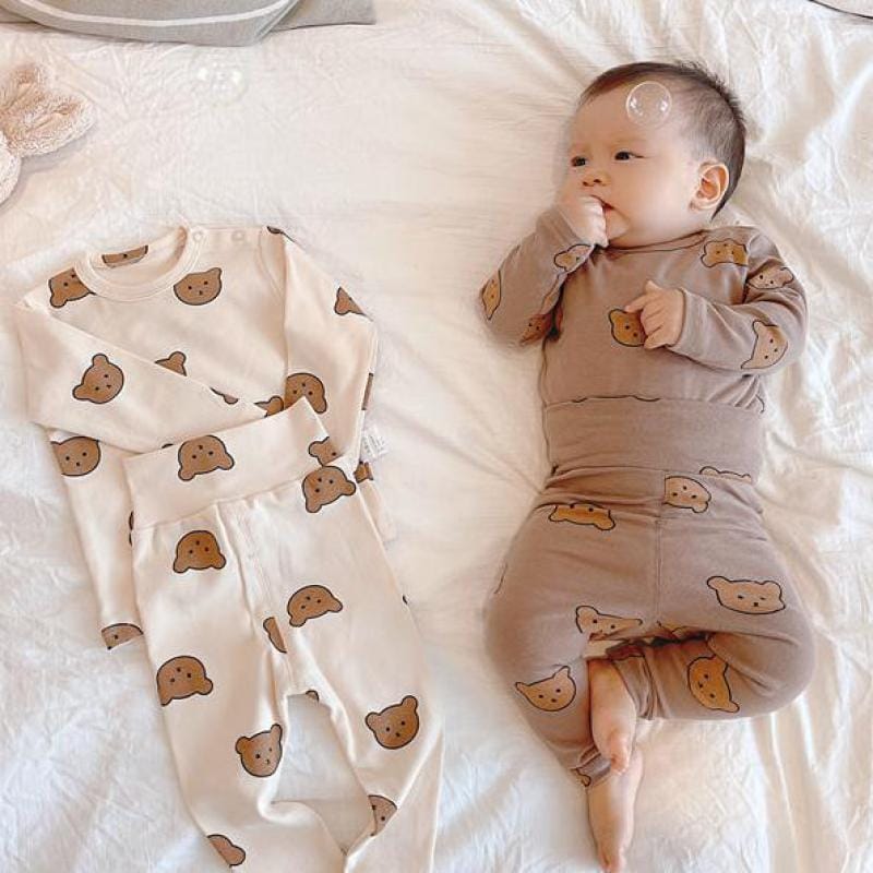 ベビー用ベアプリントルームウェアセット(長袖Tシャツ&ロングパンツ)淡色