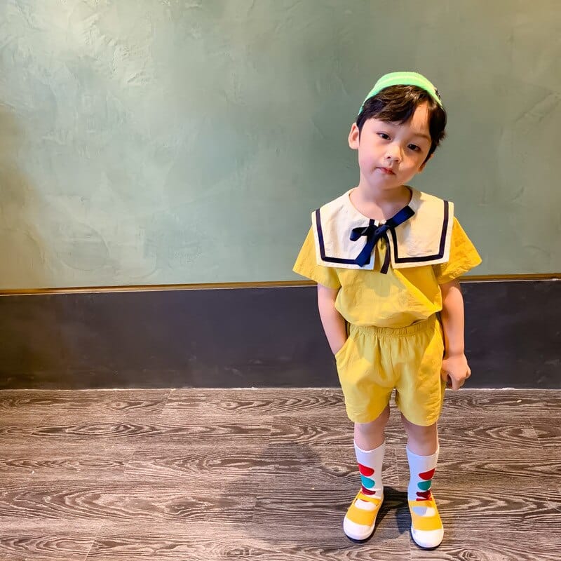 キッズ セーラーカラー半袖ワンピース(イエロー、ネイビー襟)