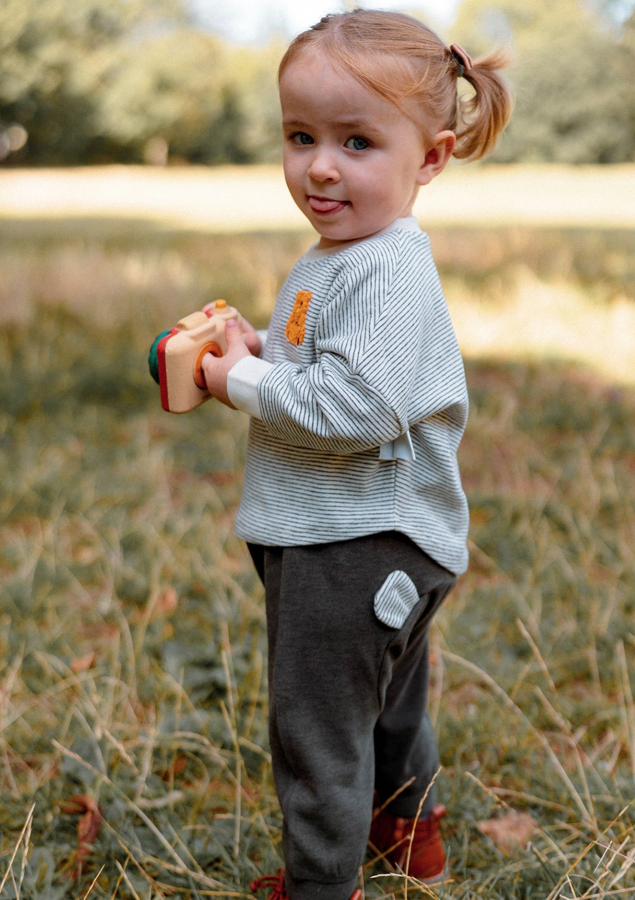 長袖Tシャツ ボーダー柄 ベアくま刺繍 プルオーバー トップス カットソー【mh0011639】