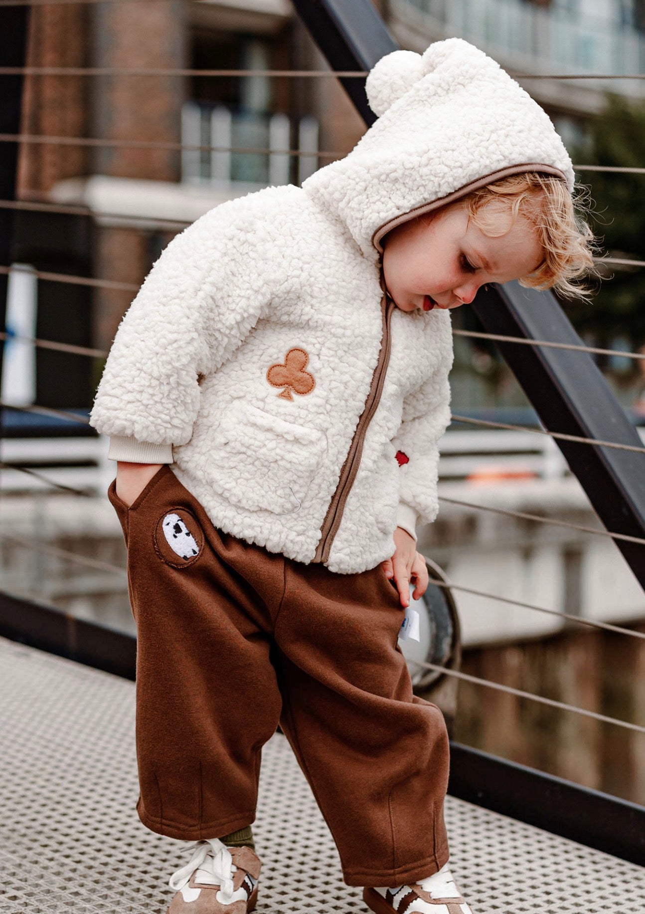 長袖ジャケット ボア素材 もこもこ ポンポン付きフード ジップアップ アウター【mh0011642】