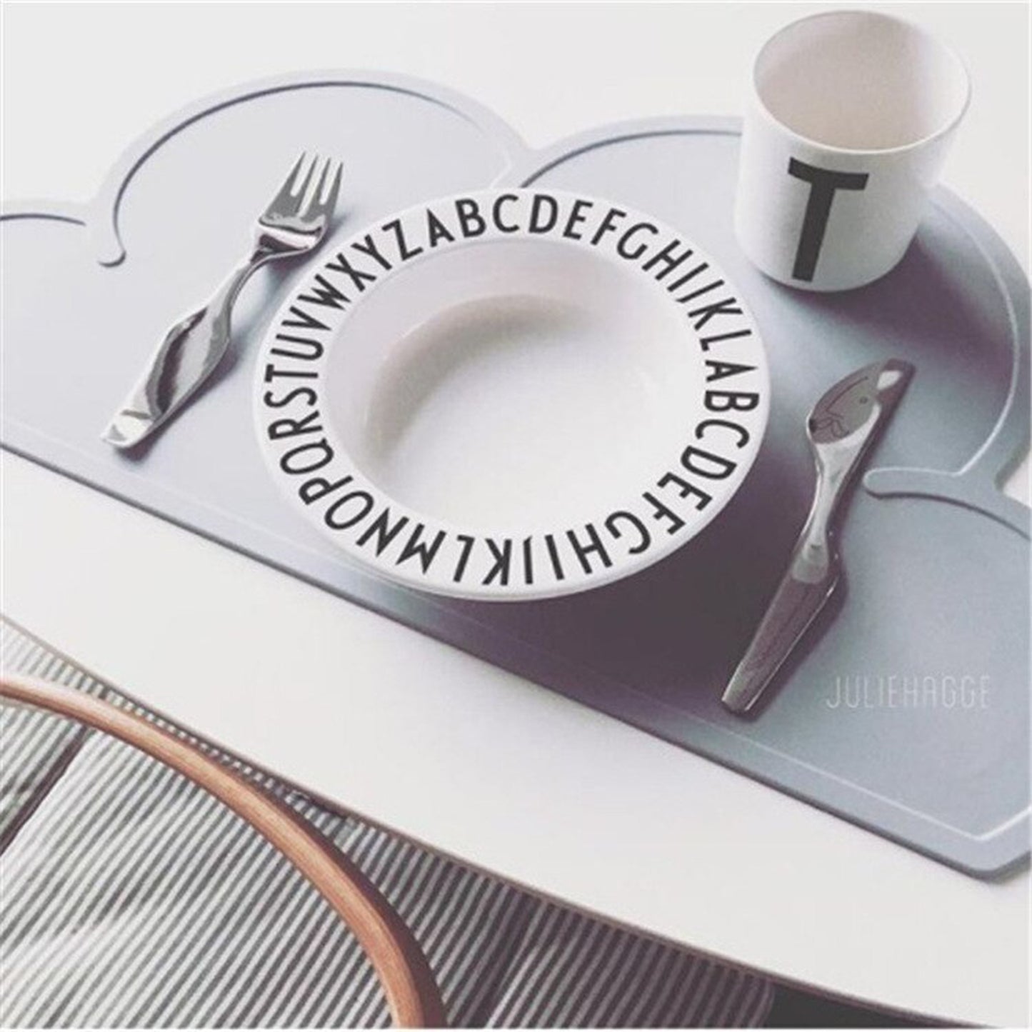 -雲のかたちのシリコン テーブル お食事マットマット ランチョンマット【mh0000011】 - mamahalo shop - ベビーキッズ ランチョンマット -  べビー服 - 子供服 - 男の子 - 女の子