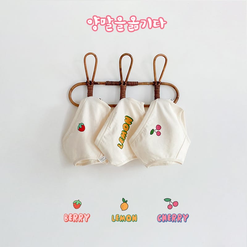 キッズ フルーツ プリント コットン ショーツ 3枚セット【mh0013565】 Triangle - Girl / S mamahalo accessories 幼児用下着