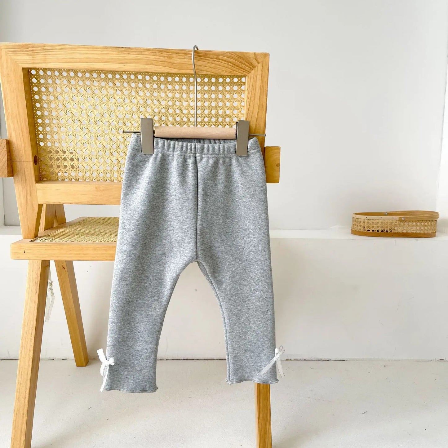 -ベビー リボン 裏起毛 レギンス パンツ【mh0000256】 - mamahalo shop - レギンスパンツ -  べビー服 - 子供服 - 男の子 - 女の子