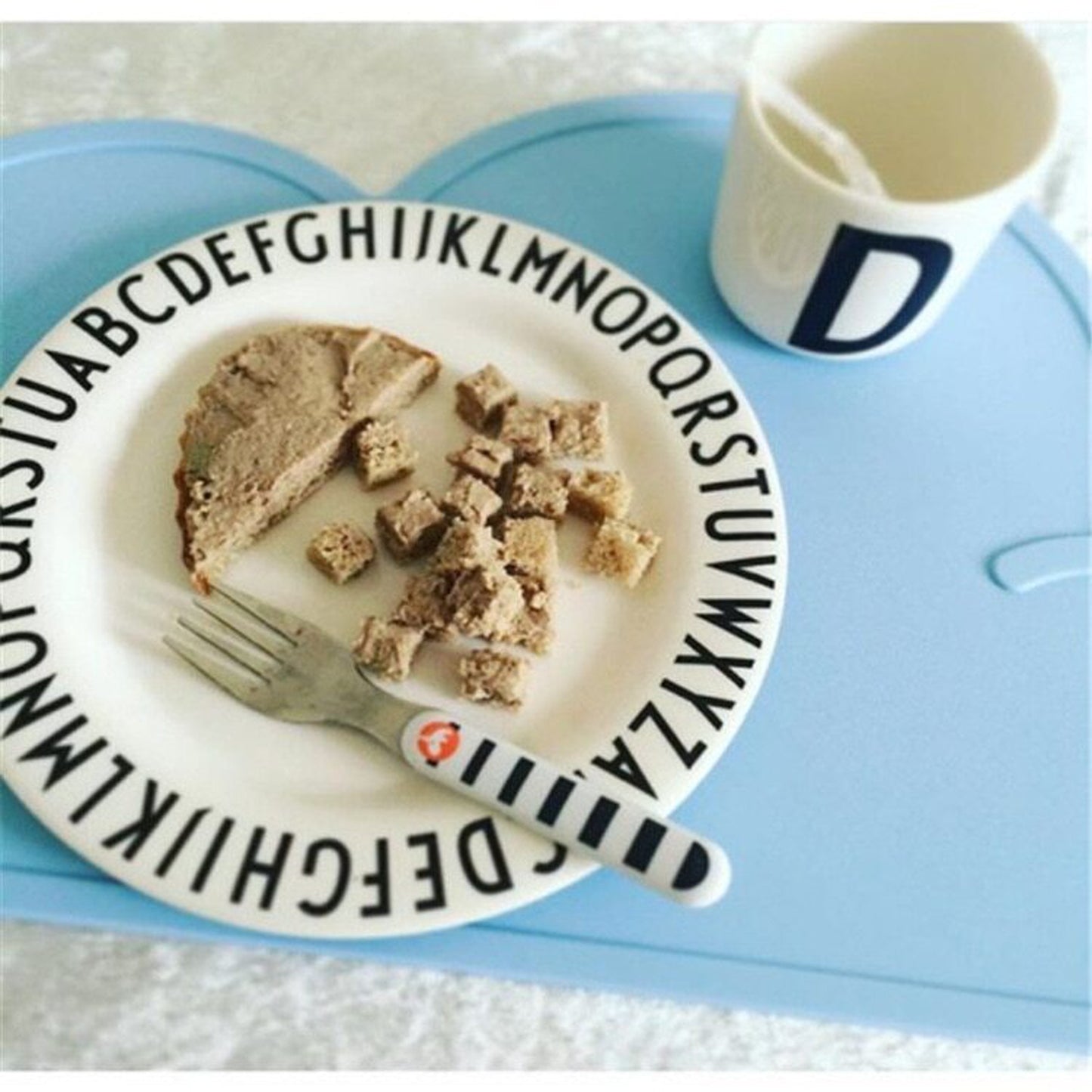 -雲のかたちのシリコン テーブル お食事マットマット ランチョンマット【mh0000011】 - mamahalo shop - ベビーキッズ ランチョンマット -  べビー服 - 子供服 - 男の子 - 女の子