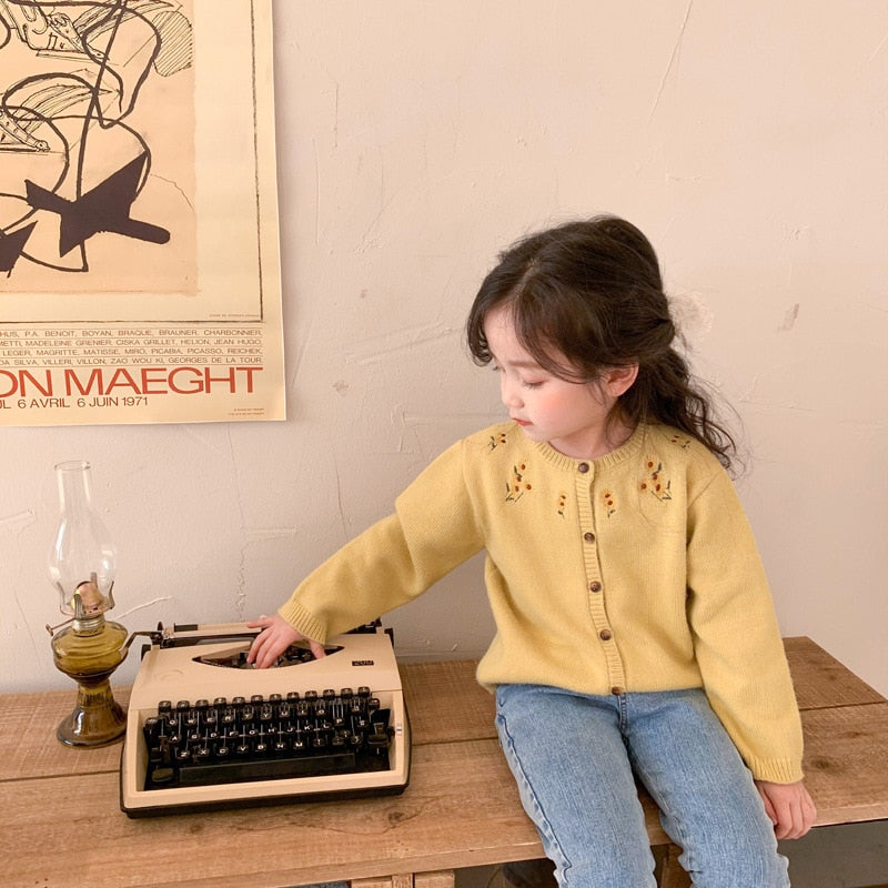 -キッズ フラワー 刺繍 ニット カーディガン ガールズ - mamahalo shop - カーディガン・パーカー -  べビー服 - 子供服 - 男の子 - 女の子