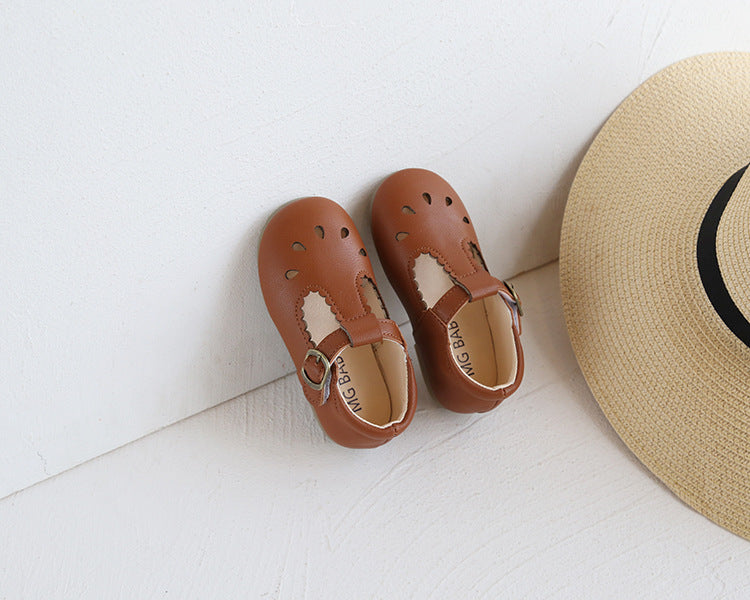 -【国内発送】ベビーシューズ ストラップ プチフォーマルシューズ 靴 赤茶 ブラウン サイズ23 - mamahalo shop - 靴 -  べビー服 - 子供服 - 男の子 - 女の子