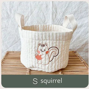 -キルティングバスケット おもちゃ おむつ 刺繍 収納ボックス ハンドル付き - mamahalo shop - おむつ収納 -  べビー服 - 子供服 - 男の子 - 女の子