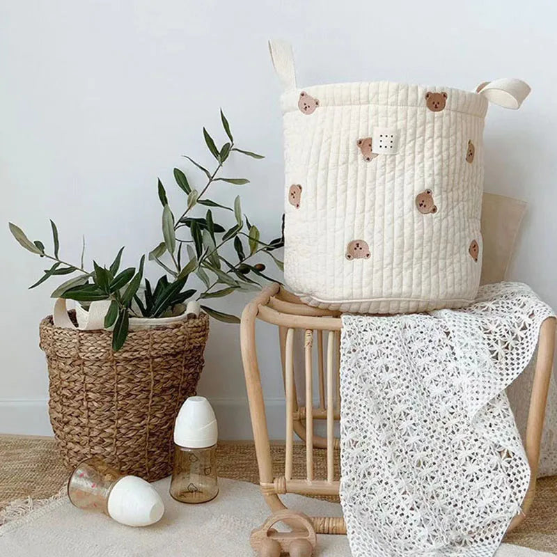 -キルティングバスケット おもちゃ おむつ 刺繍 収納ボックス ハンドル付き - mamahalo shop - おむつ収納 -  べビー服 - 子供服 - 男の子 - 女の子