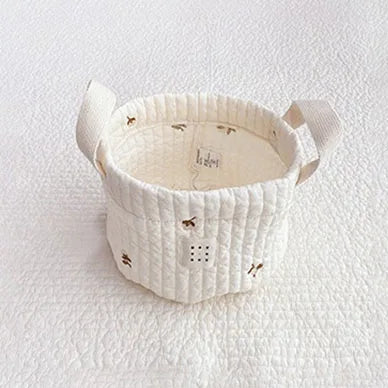 -キルティングバスケット おもちゃ おむつ 刺繍 収納ボックス ハンドル付き - mamahalo shop - おむつ収納 -  べビー服 - 子供服 - 男の子 - 女の子