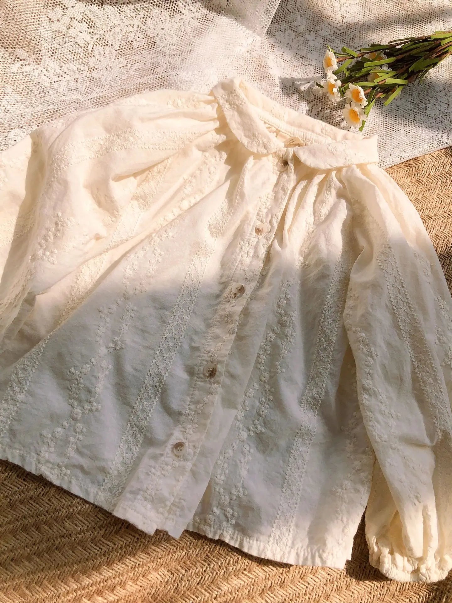 -ベビーセットアップ 2点セット 長袖パフスリーブブラウス ブルマパンツ レース刺繍 - mamahalo shop - 長袖セットアップ -  べビー服 - 子供服 - 男の子 - 女の子