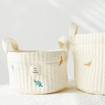 -キルティングバスケット おもちゃ おむつ 刺繍 収納ボックス ハンドル付き - mamahalo shop - おむつ収納 -  べビー服 - 子供服 - 男の子 - 女の子