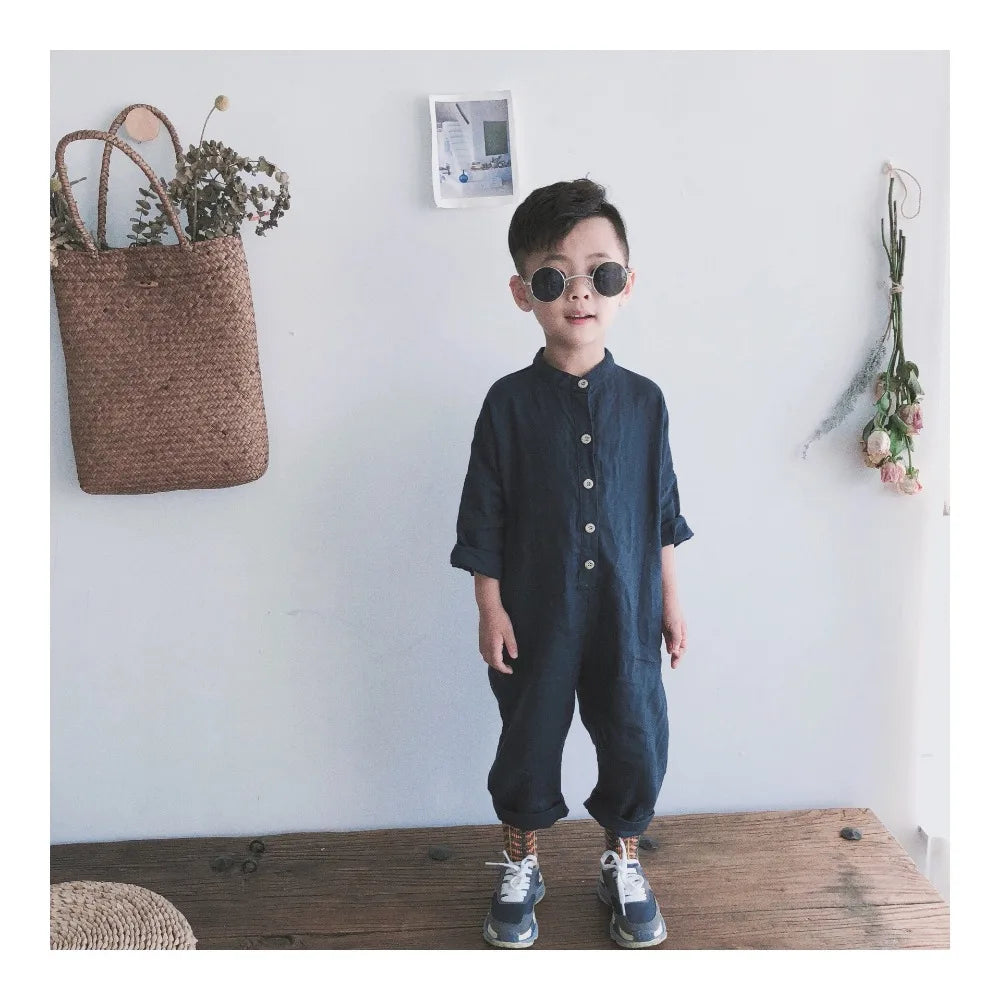 -キッズジャンプスーツ コットンリネン 長袖つなぎ シンプル ベーシック ネイビー アプリコット 2カラー【mh0003658】 - mamahalo shop - 長袖ジャンプスーツ -  べビー服 - 子供服 - 男の子 - 女の子