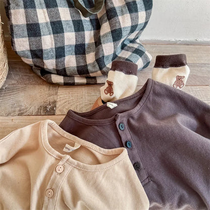 -キッズトップス 長袖Tシャツ ロンT バック スマイル レターロゴ プリント カーキ/ダークグレー/2カラー - mamahalo shop - 長袖Tシャツ -  べビー服 - 子供服 - 男の子 - 女の子