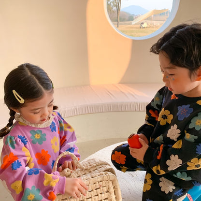 -キッズ カラフル レトロフラワー ボーイズ ガールズ 長袖 トップス パンツ セットアップ ブラック パープル リンク 兄弟 姉妹 お揃い コーデ【mh0002297】 - mamahalo shop - 長袖セットアップ -  べビー服 - 子供服 - 男の子 - 女の子