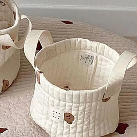 -キルティングバスケット おもちゃ おむつ 刺繍 収納ボックス ハンドル付き - mamahalo shop - おむつ収納 -  べビー服 - 子供服 - 男の子 - 女の子