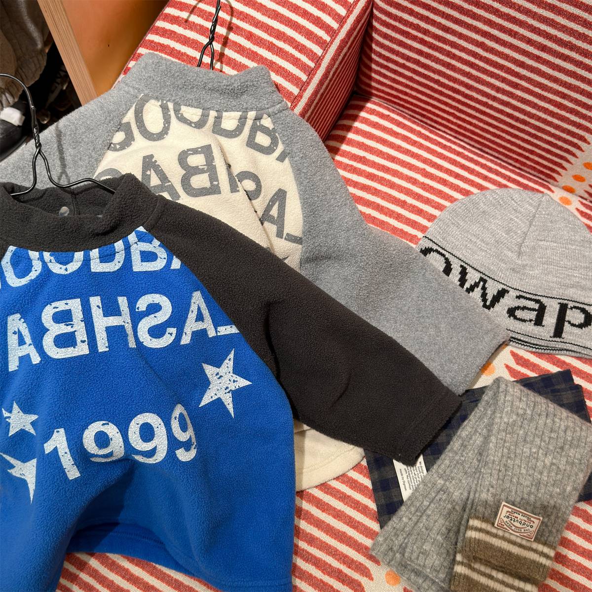 -長袖Tシャツ フリース素材 ラグラン袖 プリントロゴ ハイネック【mh0011410】 - mamahalo shop - 長袖Tシャツ -  べビー服 - 子供服 - 男の子 - 女の子