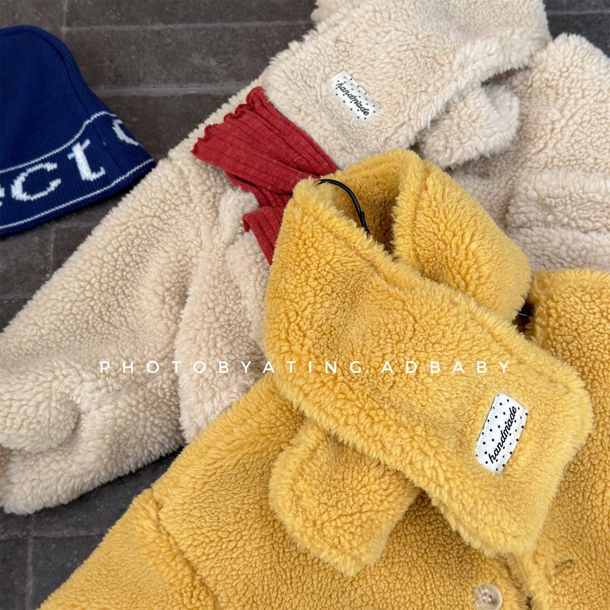 -シープボアジャケット 2点セット もこもこアウター ビッグポケット マフラーセット【mh0011408】 - mamahalo shop - ショートコート・ジャケット・ジャンパー -  べビー服 - 子供服 - 男の子 - 女の子