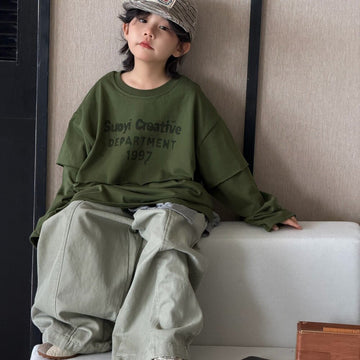 Camiseta de manga larga con estampado de letras y efecto falso capas, y pantalones vaqueros anchos para niños y jóvenes 【mh0014437】