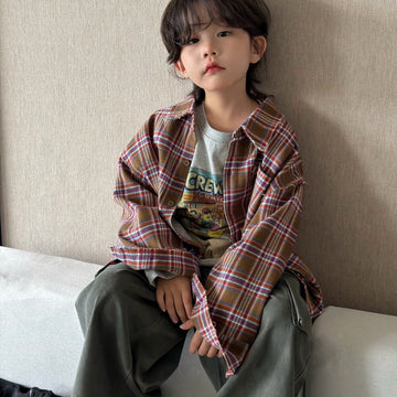 Camisa de manga larga con corte irregular, estampado a cuadros, camiseta de manga larga con letras estampadas y pantalón cargo para niños y jóvenes 【mh0014438】