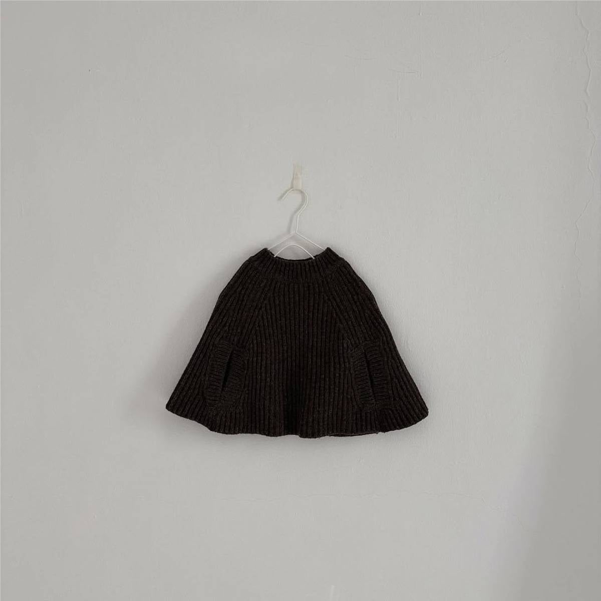 -ニットポンチョ マント リブ編み ハイネック 袖穴付き アウター【mh0011370】 - mamahalo shop - カーディガン・パーカー -  べビー服 - 子供服 - 男の子 - 女の子