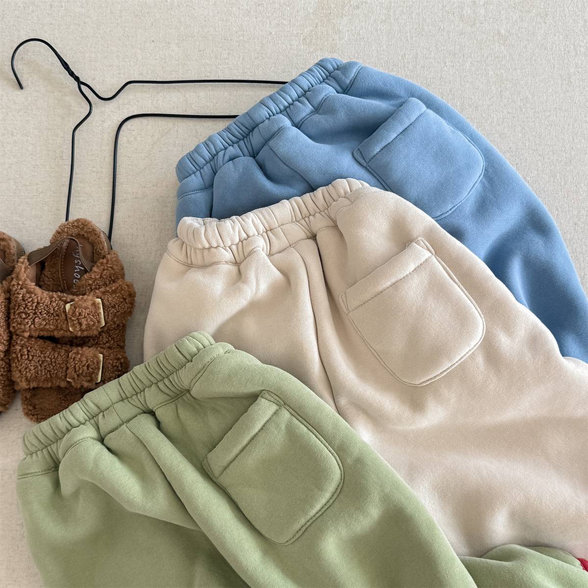 -裏起毛スウェットパンツ ロングパンツ 暖か長ズボン カジュアル【mh0011405】 - mamahalo shop - ロングパンツ・スウェットパンツ -  べビー服 - 子供服 - 男の子 - 女の子