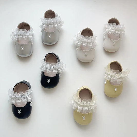 -うさぎ刺繍ストラップシューズ ハートモチーフ付きベビーシューズ【mh0011071】 - mamahalo shop - ベビー用靴 -  べビー服 - 子供服 - 男の子 - 女の子