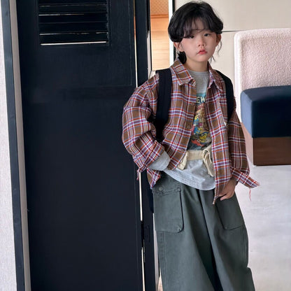 Camisa de manga larga con corte irregular, estampado a cuadros, camiseta de manga larga con letras estampadas y pantalón cargo para niños y jóvenes 【mh0014438】