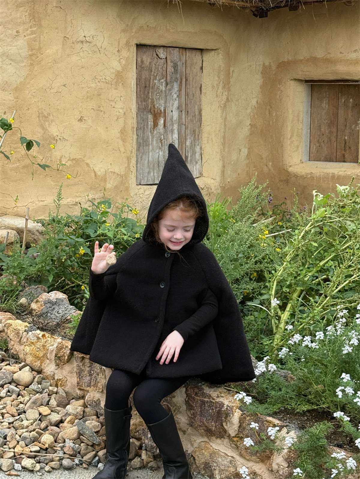 -フーディポンチョ ピクシーフード ブラックマントコート【mh0011440】 - mamahalo shop - ショートコート・ジャケット・ジャンパー -  べビー服 - 子供服 - 男の子 - 女の子