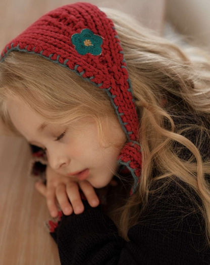 Knit hat/headband with flower crochet embroidery, perfect for warmth and protection for babies and kids [mh0011553]